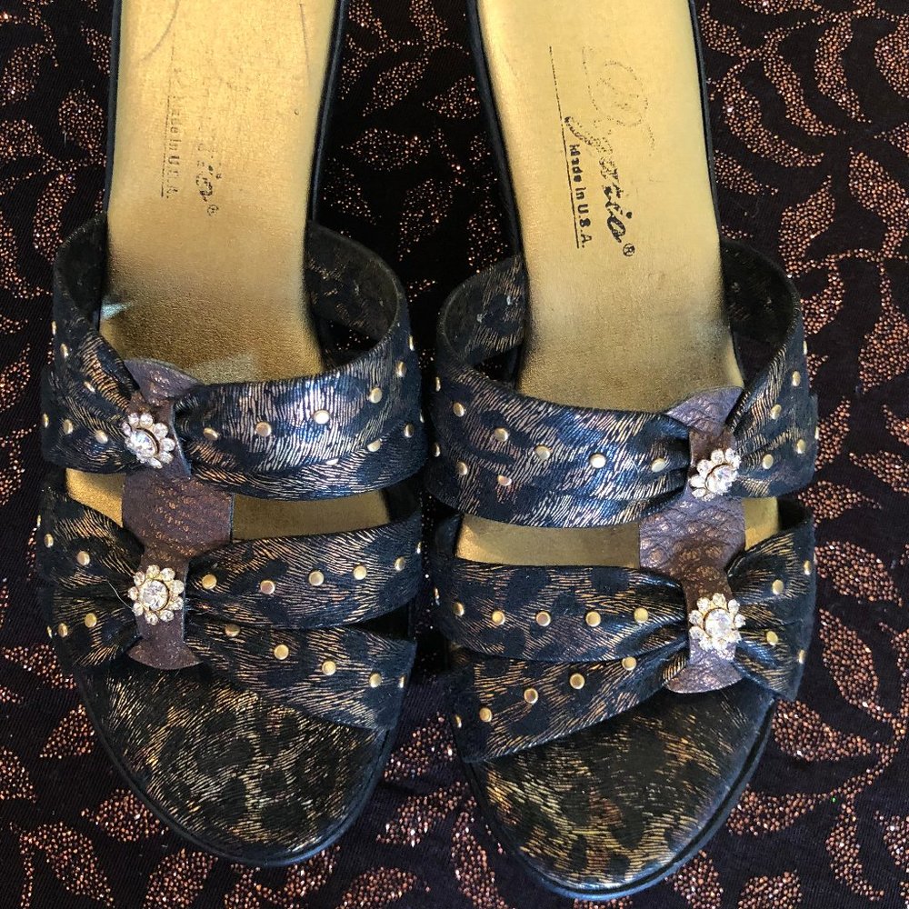 DESARIO  wedge sandal
